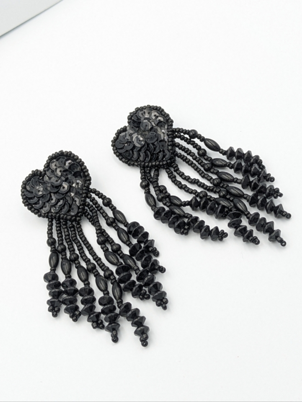 Vintage 1980s black sequin heart beaded fringe tassel stud earrings
